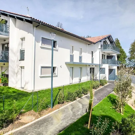 Apartment Les Jardins D'arosta By Interhome *